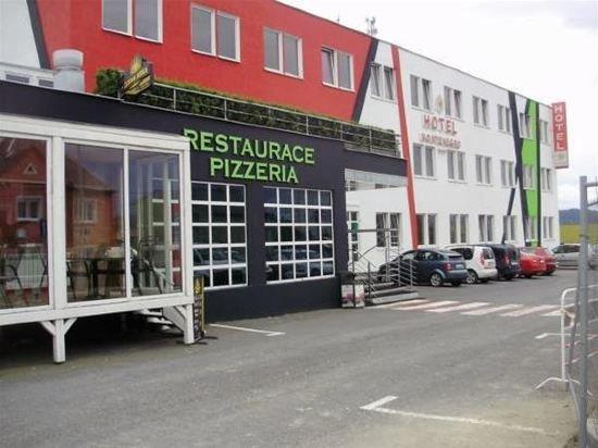 Hotel Montenegro Bruntál Exterior foto